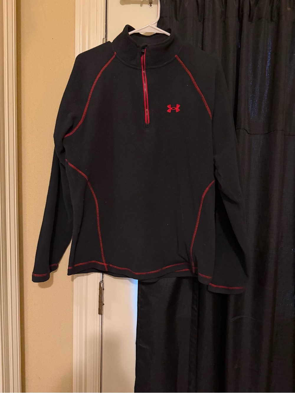 Under Armour pullover sweatshirt